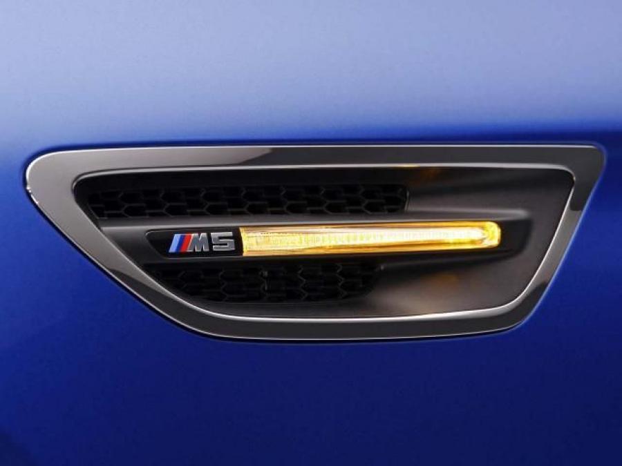 BMW M5 2012 года  (фото 208 из 319)